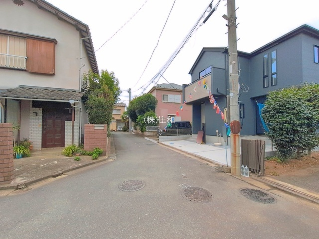 【新築分譲住宅】三芳町藤久保55期の前面道路含む現地写真