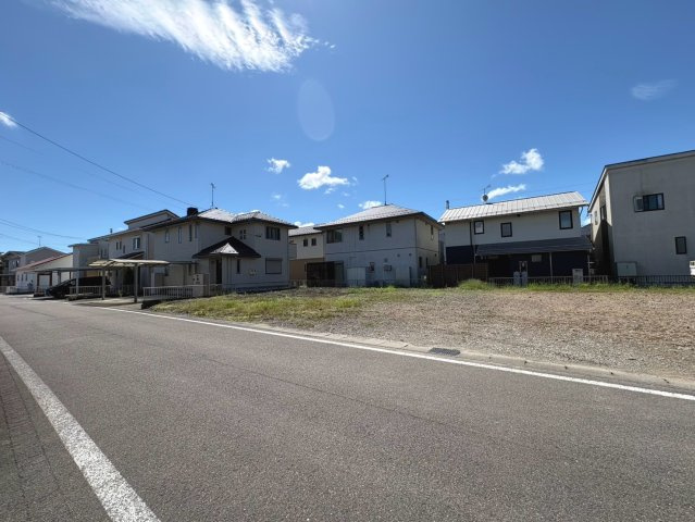 タマタウン　関市小瀬長池町（瀬尻小）　全2区画分譲の外観|「現地（202●年●月●日）撮影」　
■全体写真　
■ヤマダ不動産　株式会社リライフ　