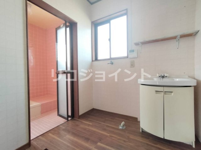 佐賀市川副町大詫間字二本松511-6の脱衣所