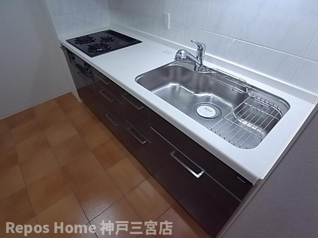 アーバネックス元町通のキッチン