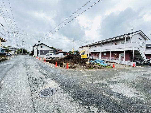 新築　高崎市東貝沢町2期　GRAFARE　2号棟の前面道路含む現地写真|現地写真　北側接道幅員約7ｍ　