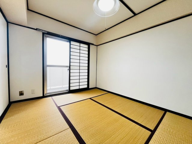 神陵台東住宅57号棟の内装