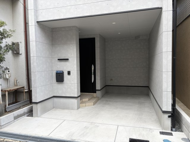 rn Maison若葉のエントランス