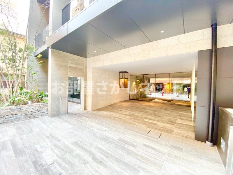 ONE ROOF RESIDENCE TAMACHI【高級賃貸・ブランドマンション】のエントランス