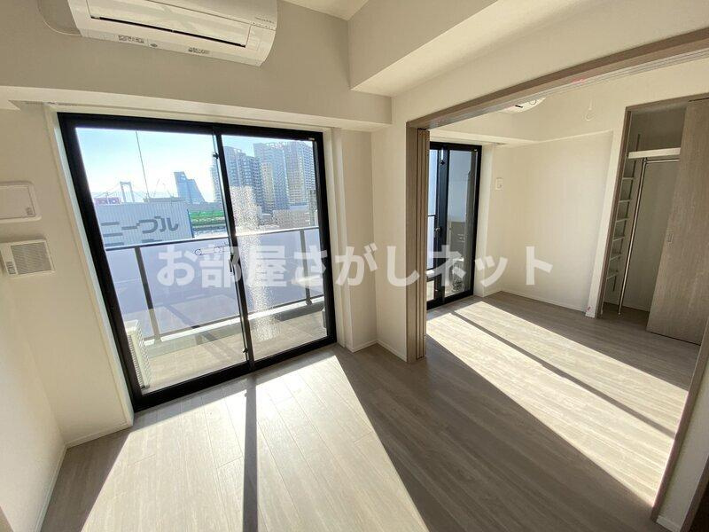 ONE ROOF RESIDENCE TAMACHI【高級賃貸・ブランドマンション】の居間・リビング