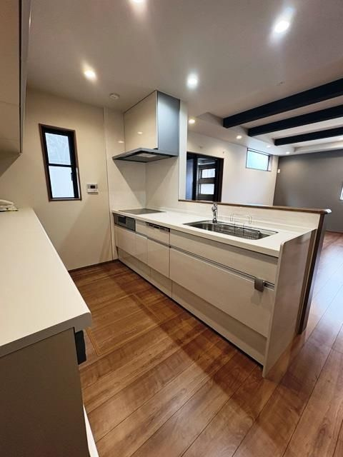 山之上西町戸建のキッチン