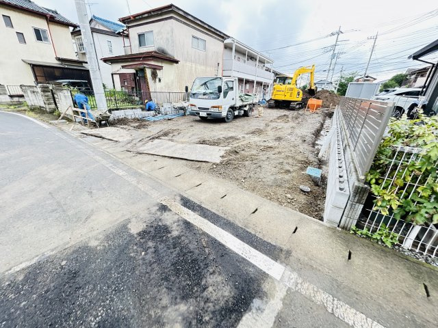 新築　高崎市東貝沢町2期　GRAFARE　3号棟の駐車場|現地写真　駐車スペースは並列2台分可能です！
