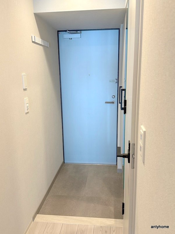 アーバネックス本町Ⅱ 仲介手数料無料の玄関