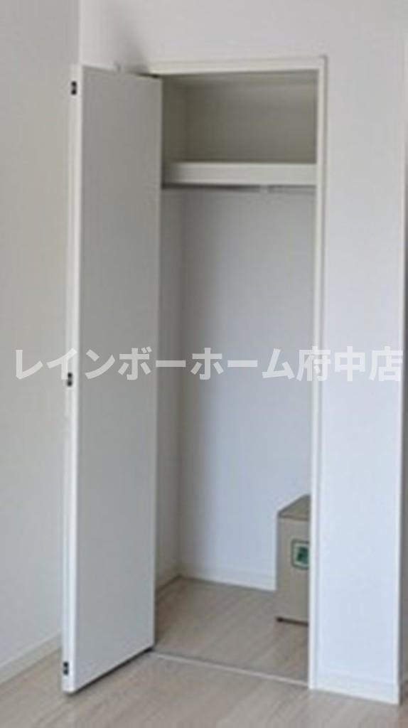 アザーレ・キュリオス国立の収納