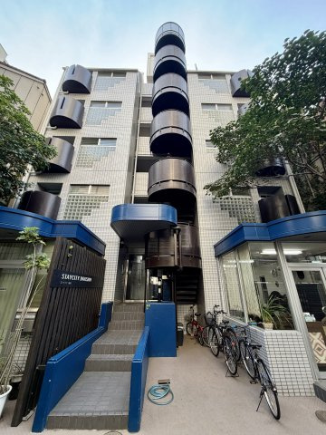 大阪市北区同心２丁目の事務所の外観
