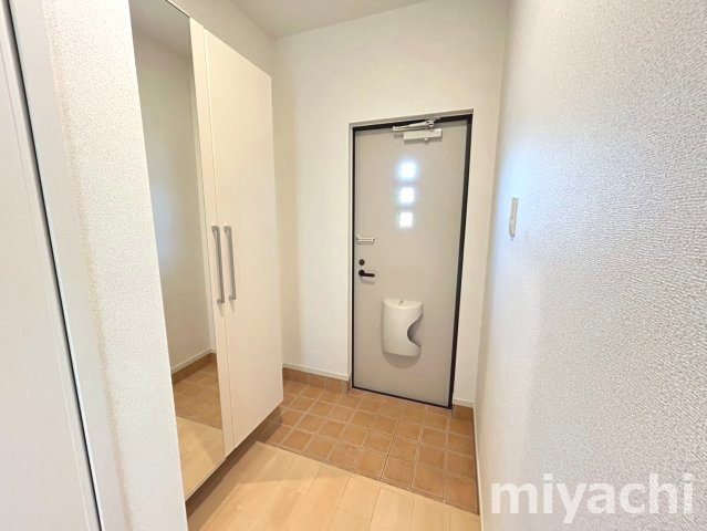 ズューデン　Cの玄関