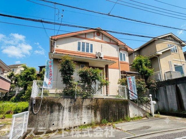 八王子市大船町の前面道路含む現地写真|良好な住環境を守る、第一種低層住居専用地域に立地。自然と優れた都市機能を享受する魅力あふれる住環境。