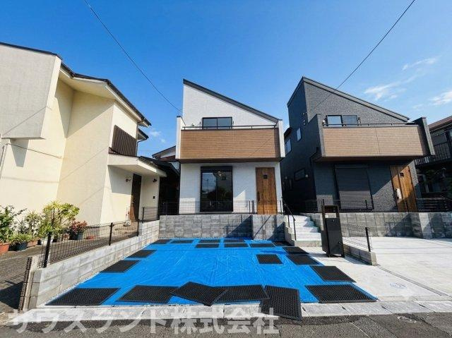 八王子市散田町第2　2号棟の駐車場|敷地内にお車2台駐車可能（※車種によります）ご夫婦それぞれのお車を停められます。