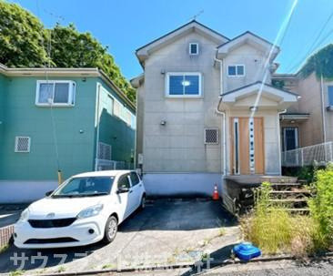 八王子市宇津木町の外観|空が広く大きく感じる安らぎ溢れる住環境です。柔らかな風と緑に包まれる暮らしはいかがでしょうか。