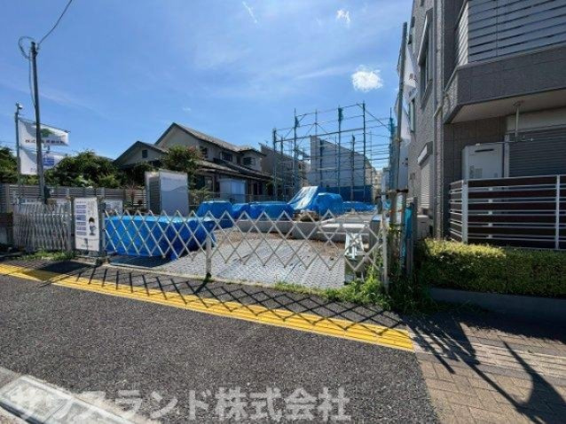 八王子市台町４丁目2号棟の外観|同世代のファミリー層が多くお住まいの、穏やかで大変暮らしやすいエリアに位置しています！公園やスーパーなどの生活に便利な施設が徒歩圏内に揃っており、毎日の家事や子育てもスムーズに行えます♪