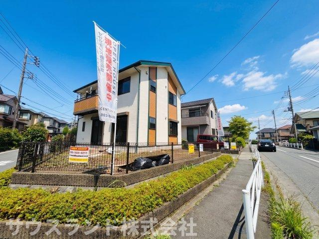 八王子市館町（ゆりのき台）の前面道路含む現地写真
