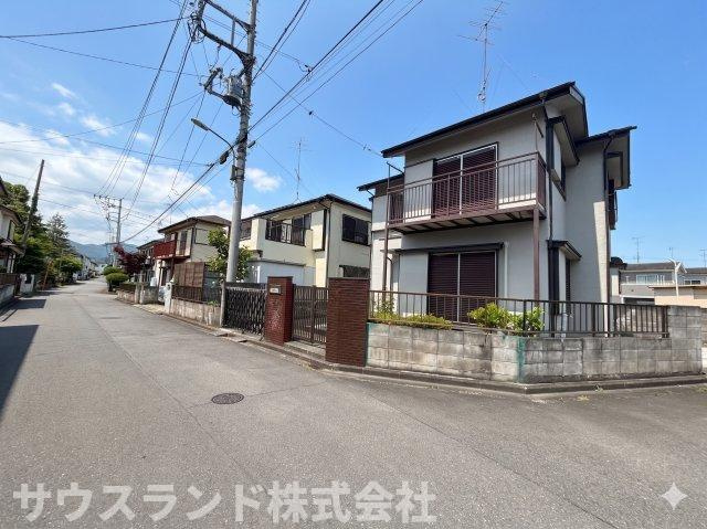 八王子市下恩方町の前面道路含む現地写真|前面道路は車通りも少なく、お子様のいるご家庭にも嬉しい物件です。