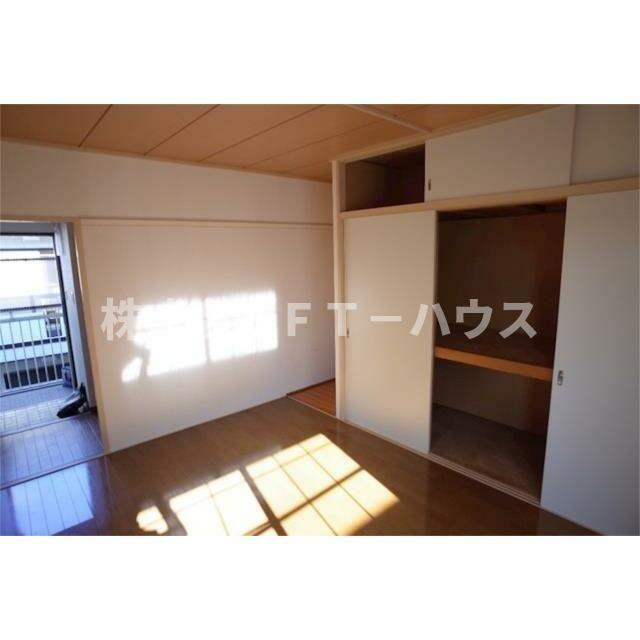 ビレッジサングランデＥ棟の収納