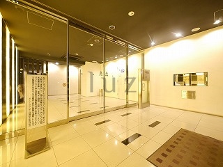 ガーラグランディ横濱桜木町のエントランス