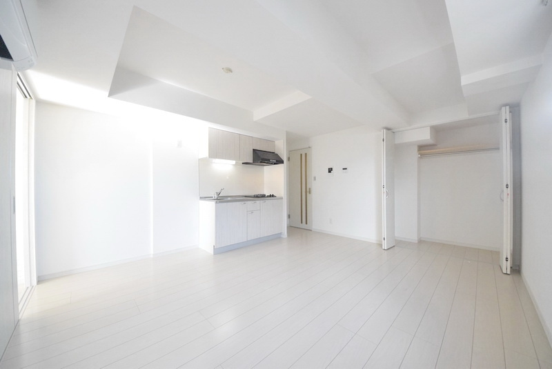 千葉市花見川区幕張本郷４丁目の賃貸マンションの居間・リビング