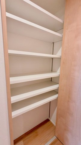 東大島ファミールハイツ1号棟の収納|廊下収納