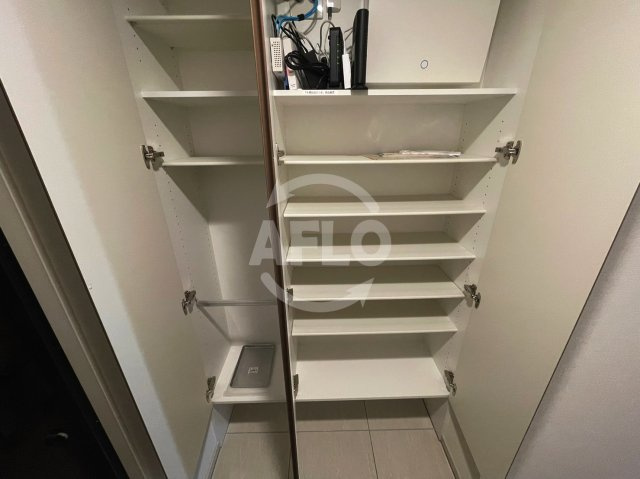 プレミストタワー靱本町　明治小学校区の収納|プレミストタワー靭本町　シューズクローゼット