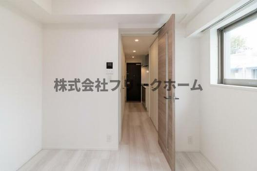 アヴァンカーサ三鷹の居間・リビング