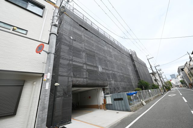 塚本東コーポA棟の外観|JR東海道本線「塚本」駅徒歩5分、2023年リノベーション済み物件になります。いつでも室内を見学して頂けますので、見学をご希望の方はお気軽にお問い合わせください。