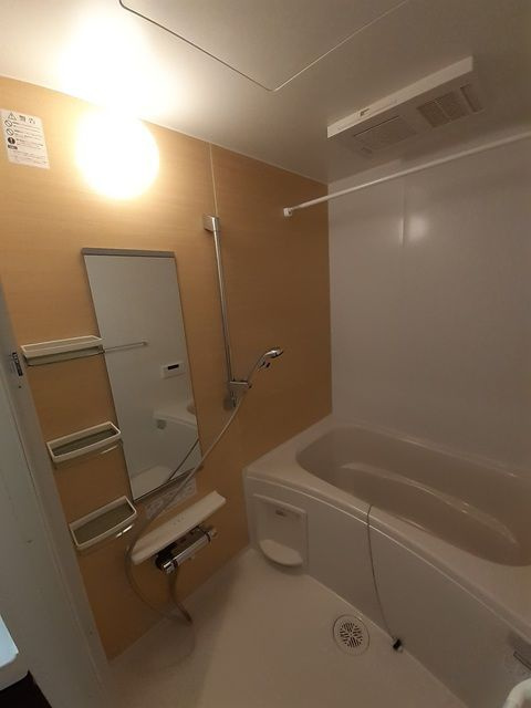 シャルフィーの浴室|日々の疲れを癒すお風呂付です