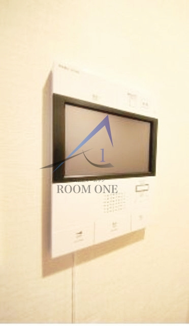 はなぶさマンションのセキュリティ|モニター付きインターホンです。