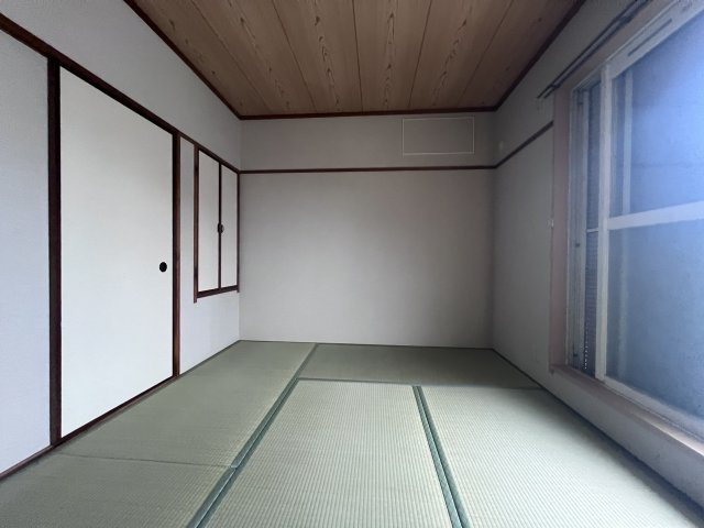 タウンハウス伊川谷の和室