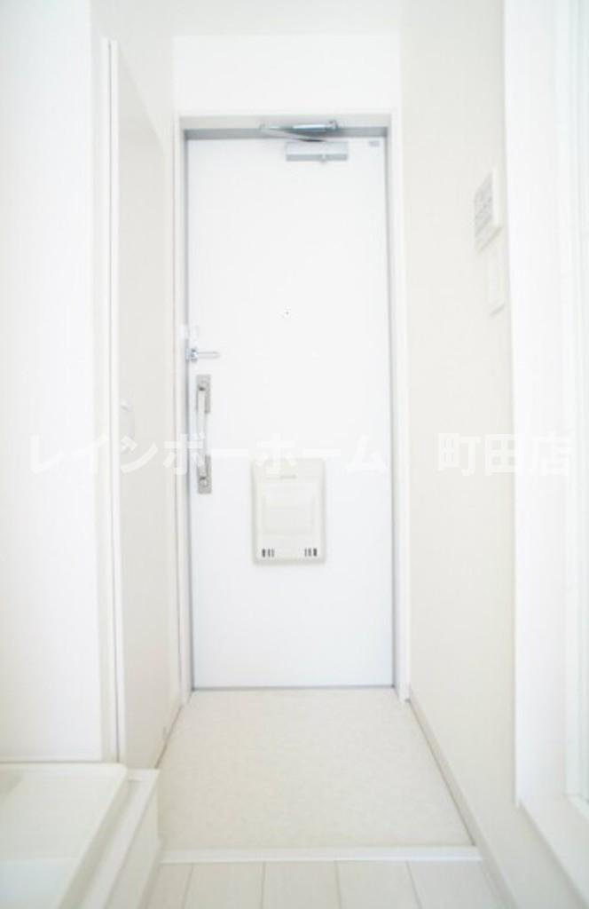 リブリ・A-SIDE※初期費用分割あと払いサービス利用可能の玄関
