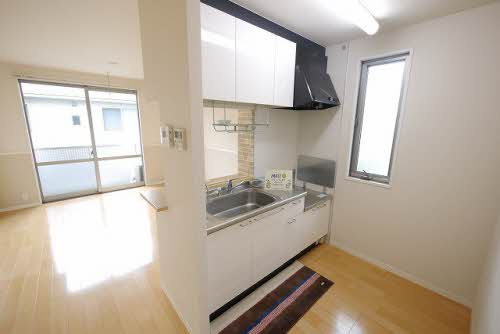 熊本市西区上代３丁目のアパートのキッチン
