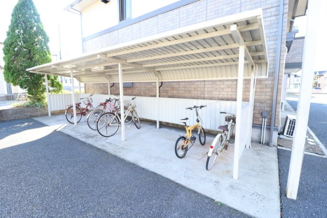 エクレール・コート　ⅠⅡⅢ のその他共用部分|駐輪場