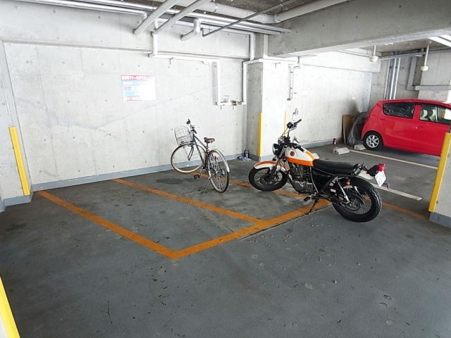 エスパシオ・デル・コウベのその他共用部分|駐輪場・バイク置場もございます