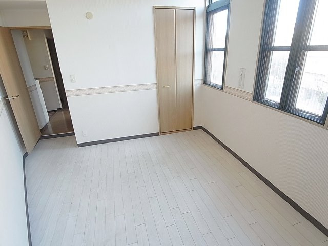 エスパシオ・デル・コウベの内装|各部屋、明るく綺麗です