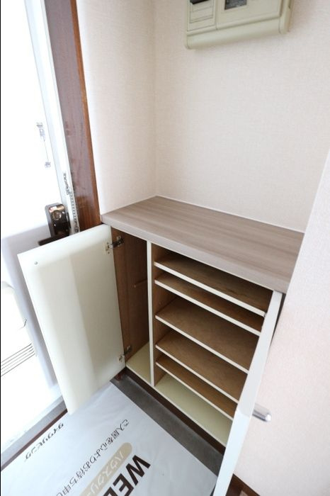 高野山第一ビルの玄関