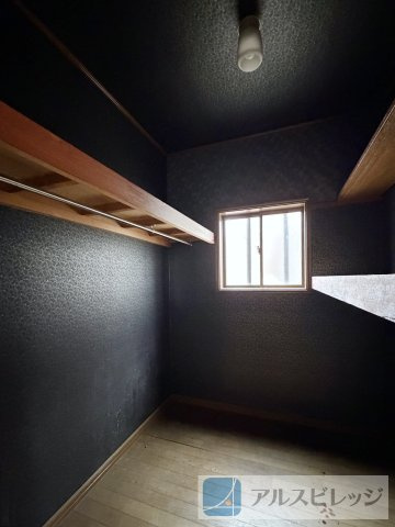 中古／入間郡三芳町大字北永井の内装|納戸