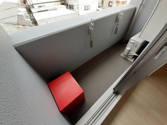Ｃｈｅｒｒｙ　Ａｍｂｅｒのバルコニー