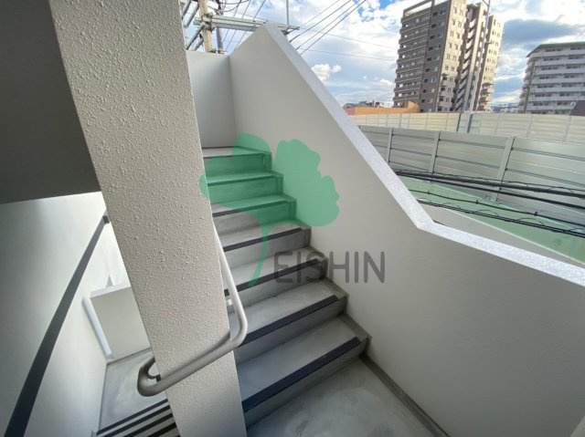 MODERN PALAZZO 美野島NEURO（モダンパラッツォ 美野島ニューロ）