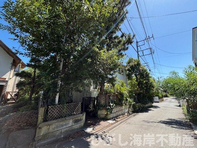 茅ヶ崎市菱沼海岸　新築戸建　全３棟の外観|9月14日撮影　解体前　現地外観