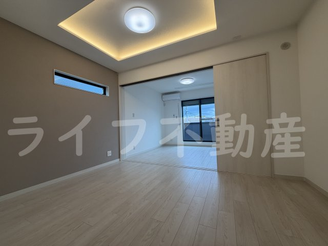 セレニティ小若江B棟の内装|おしゃれな内装です