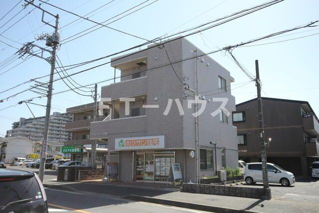 サンヒルズ７番館の外観