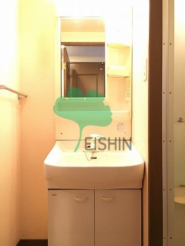 グレイスマンション駅南の洗面所|シンプルで使いやすい洗面台です！