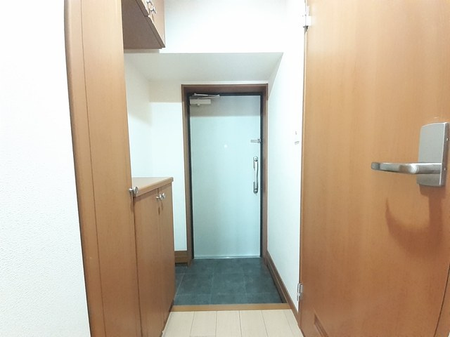 スカイシャトレ柚須の玄関|下駄箱もしっかりついてます！