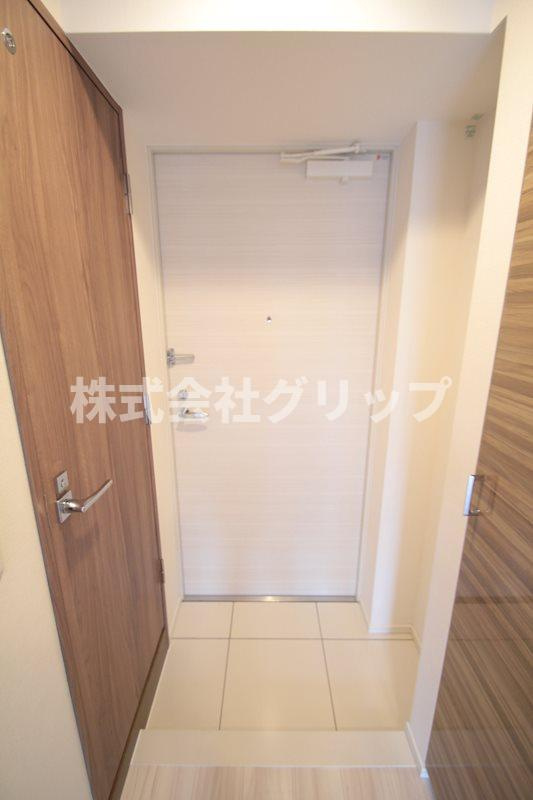 ガーラ・グランディ横濱関内の玄関