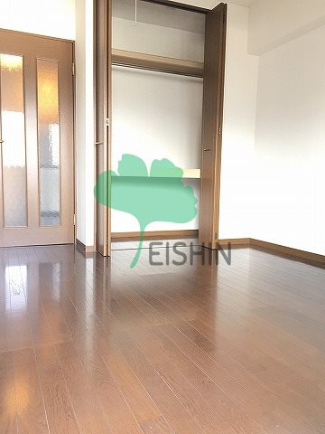 グレイスマンション駅南の居間・リビング|アレンジ自由自在の広々空間です！