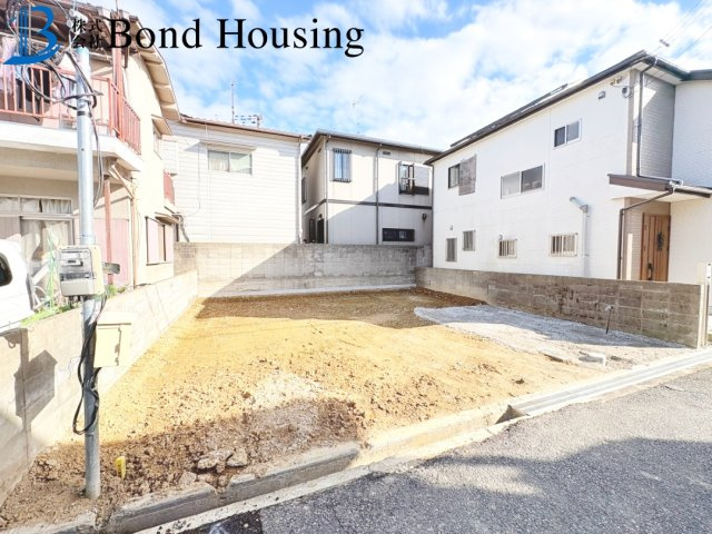 JR魚住駅まで徒歩10分　魚住町西岡2期　新築戸建ての前面道路含む現地写真