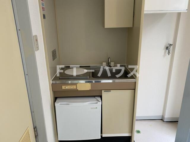 ローズガーデンタカエイ１１２番館　２０２のキッチン