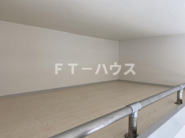 ローズガーデンタカエイ１１２番館　２０２の内装